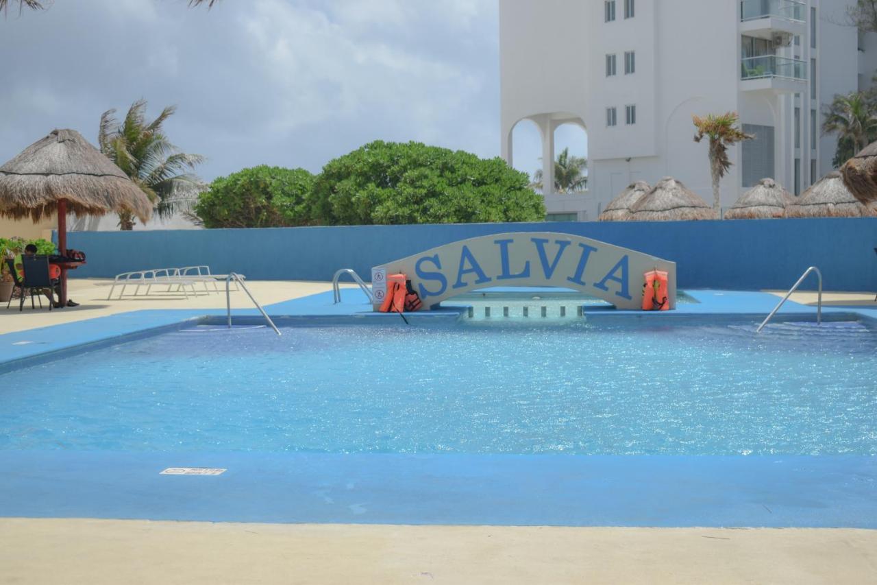 Luxury Caribbean Condos By Salvia Cancun Beachfront Exterior foto